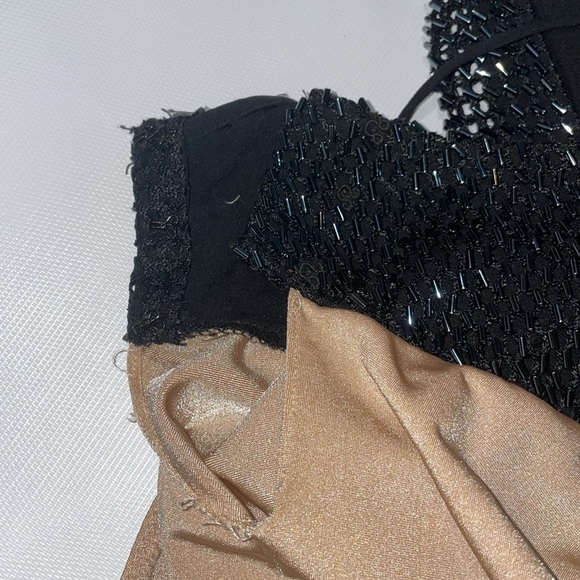 SAKS FIFTH AVENUE Bodysuit 4 - Picture 14 of 15